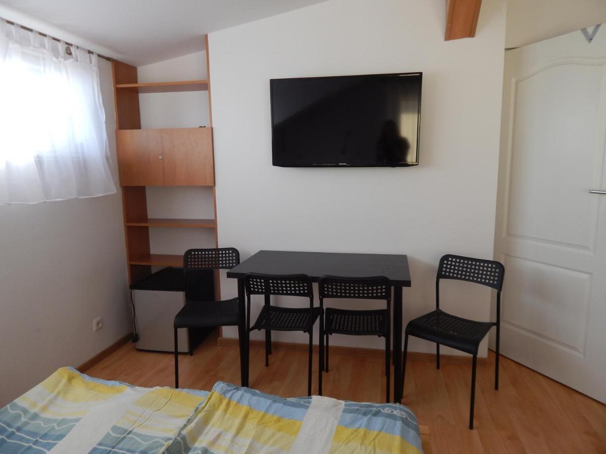 Cuma Homestay